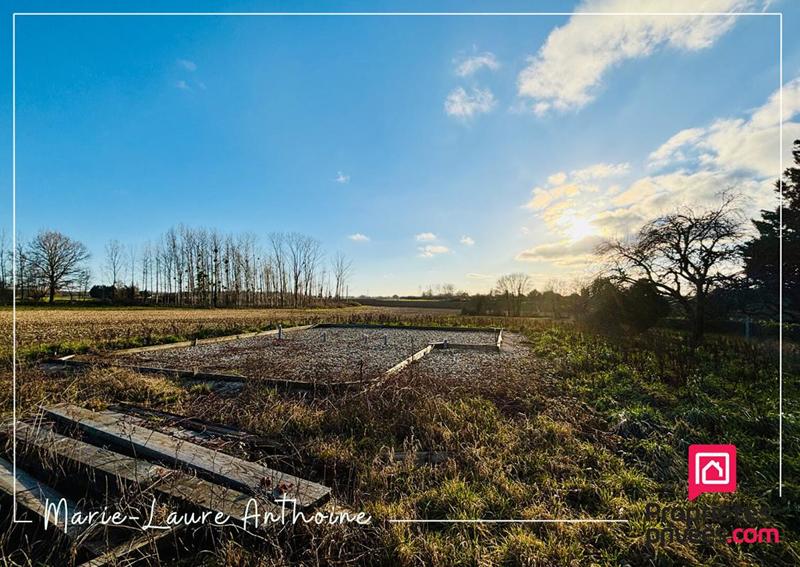 Terrain constructible - 4 425 m²