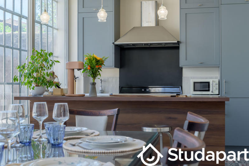 Chambre - 11 m² - 1 pièce