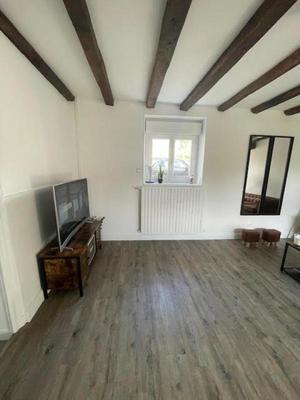 Maison - 93 m² - 6 pièces