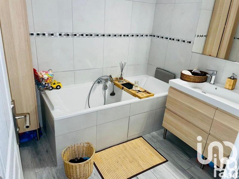 Maison - 300 m² - 10 pièces