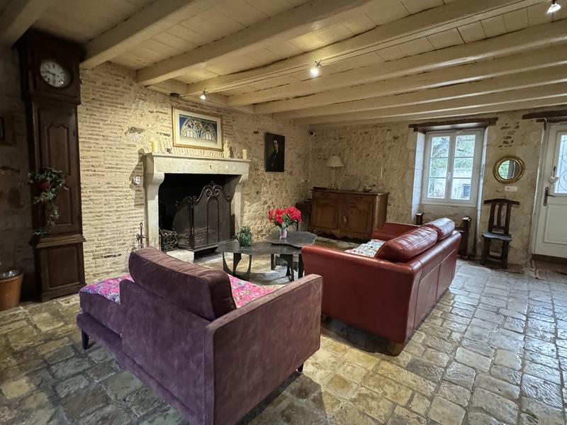 Maison ancienne - 207 m² - 8 pièces
