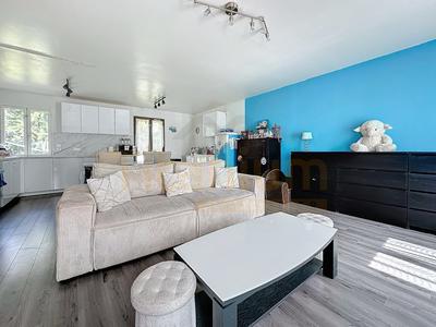 Maison - 87 m² - 5 pièces