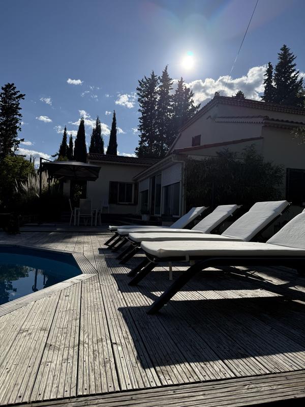 Maison traditionnelle - 185 m² - 7 pièces