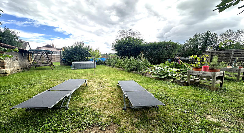 Corps de ferme - 211 m² - 7 pièces