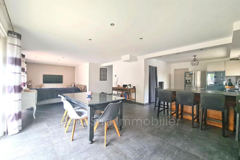 Maison - 123 m² - 6 pièces