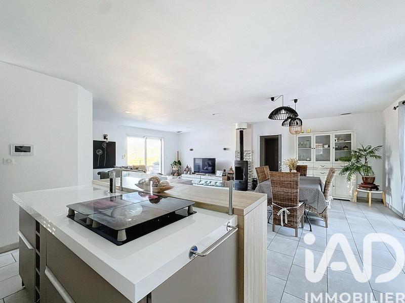 Maison - 152 m² - 5 pièces