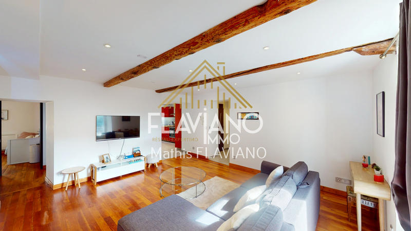 Appartement - 85 m² - 3 pièces