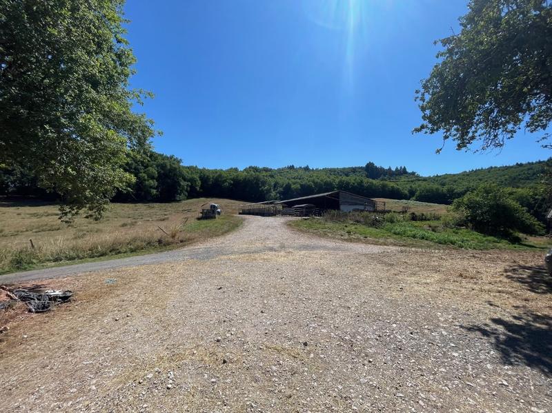 Corps de ferme - 140 m² - 4 pièces