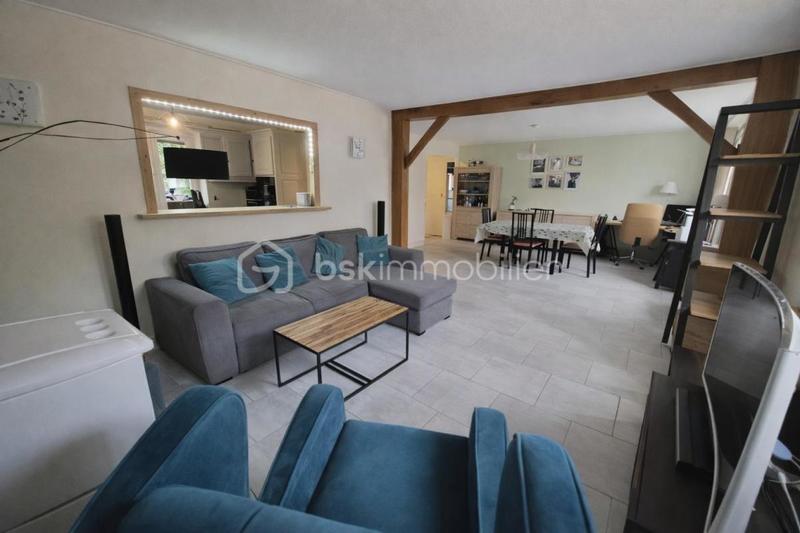 Maison - 176 m² - 8 pièces