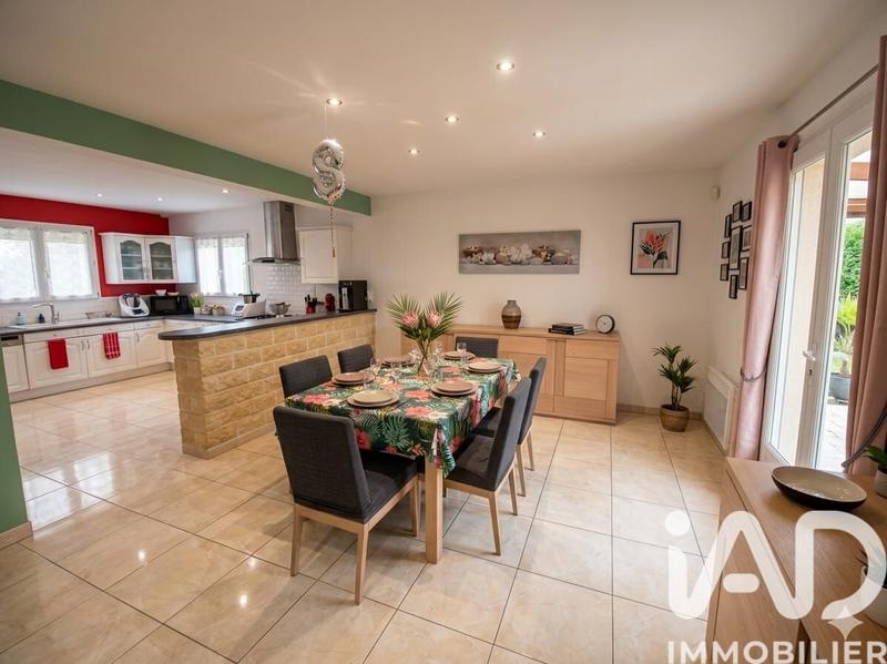 Maison - 110 m² - 5 pièces