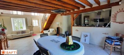 Maison - 136 m² - 6 pièces