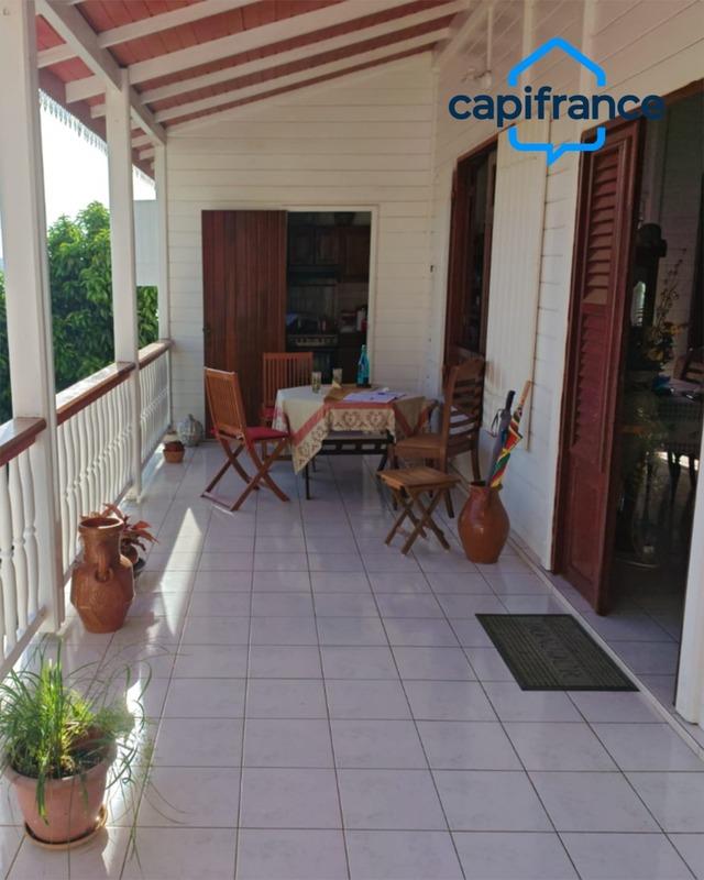 Maison - 82 m² - 4 pièces