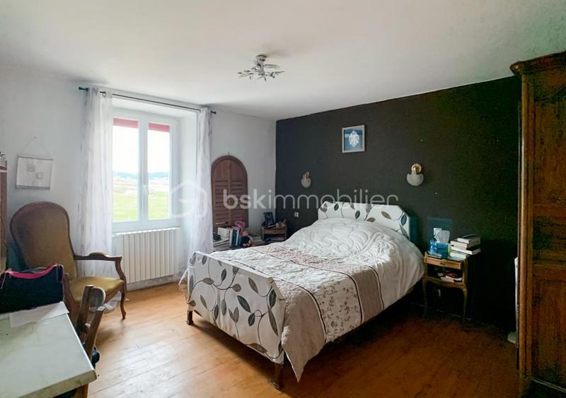 Corps de ferme - 175 m² - 7 pièces