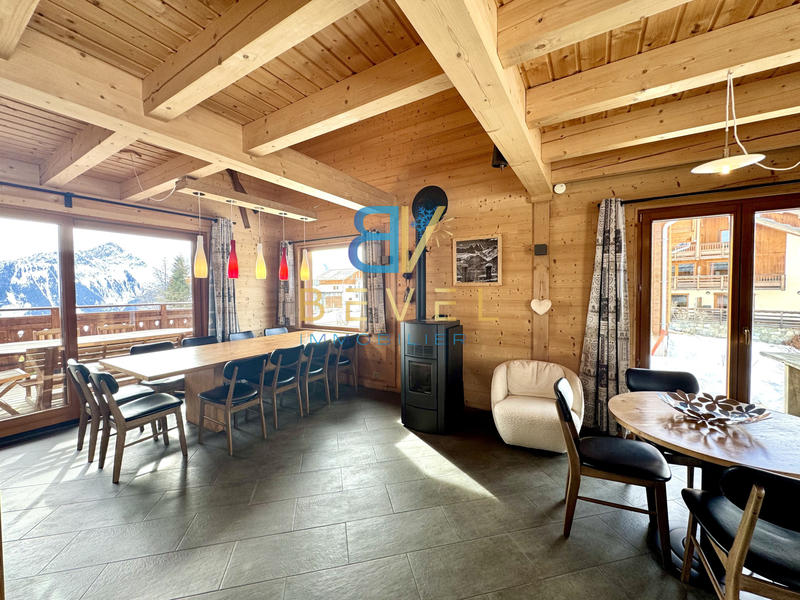 Châlet - 193 m² - 7 pièces