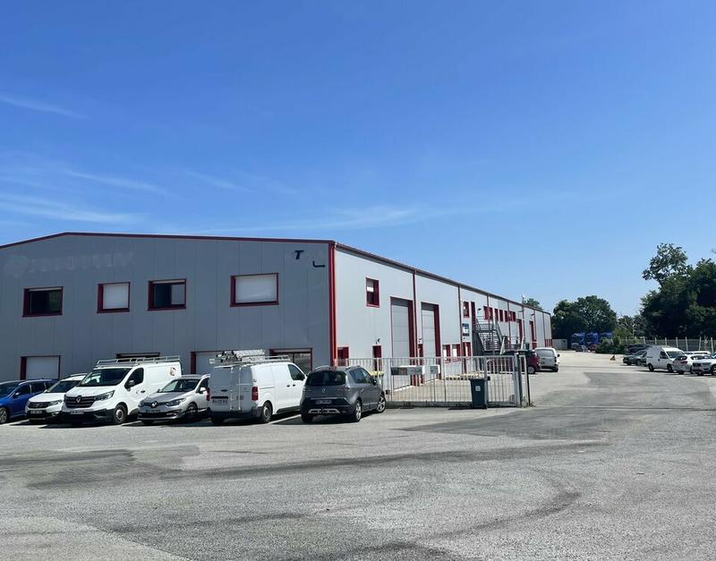 Local d'activité / Entrepôt - 1 430 m²