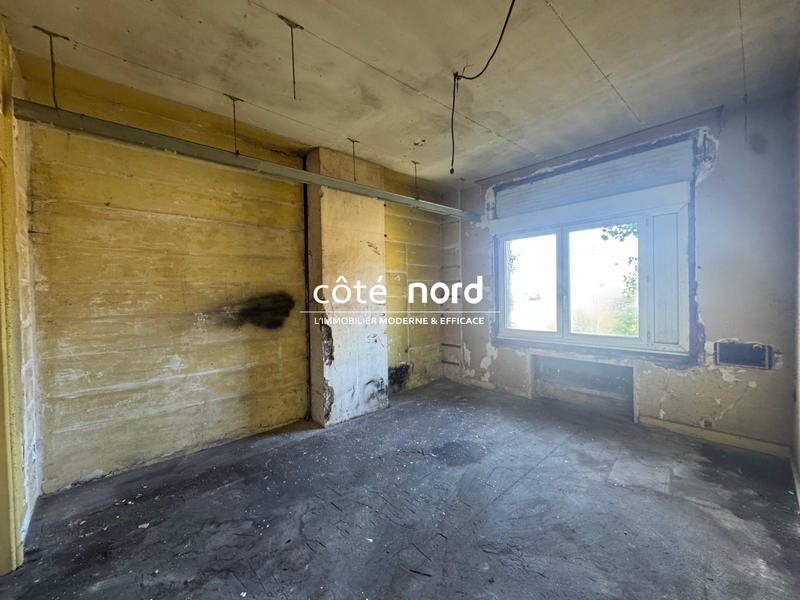 Maison - 310 m² - 12 pièces