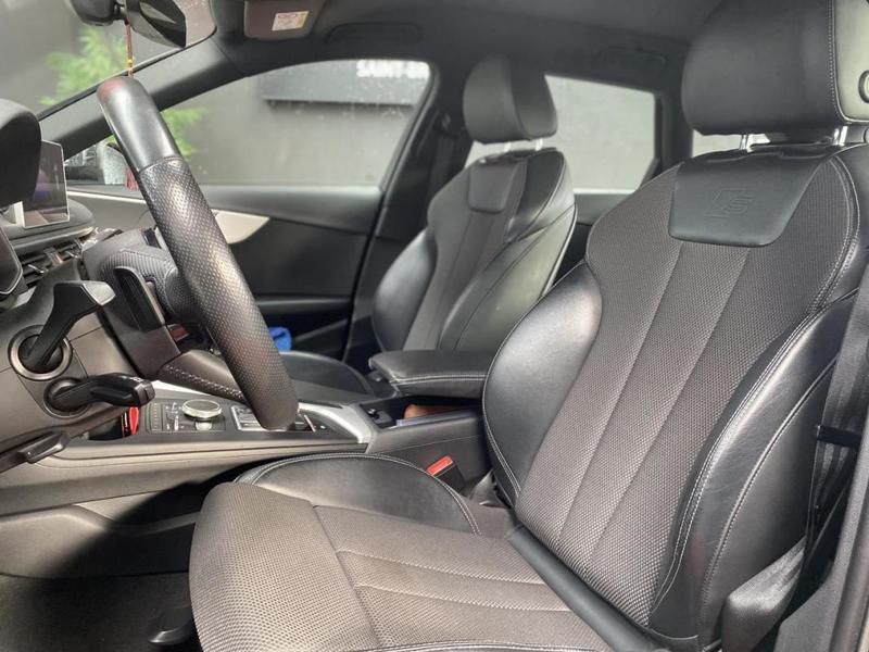 Audi A4 Avant 2.0 Tdi 122 Ch Bv s-tronic 7 s-Line