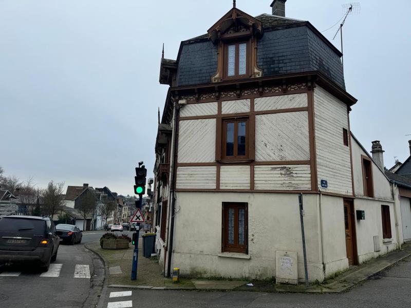 Immeuble - 82 m² - 5 pièces