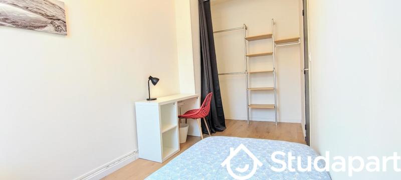 Chambre - 9 m² - 1 pièce
