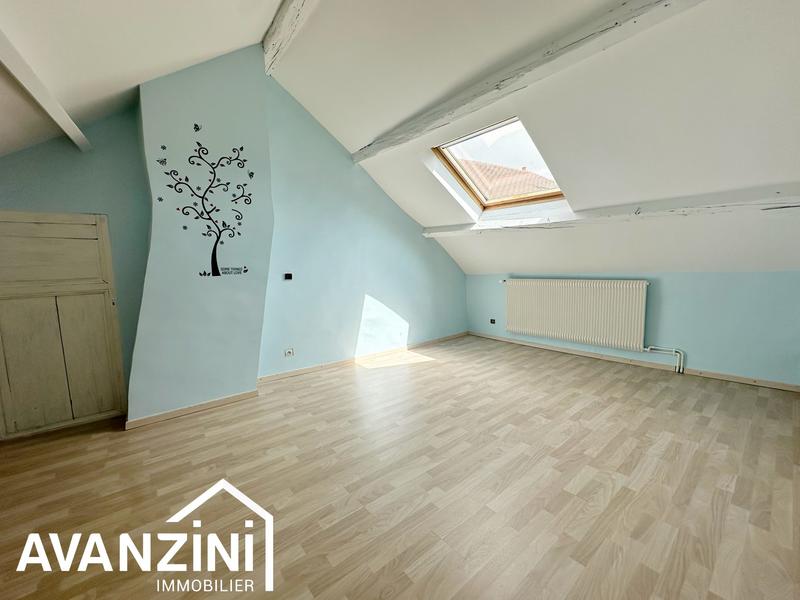 Maison - 93 m² - 4 pièces