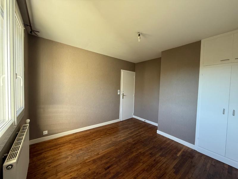 Maison - 111 m² - 6 pièces