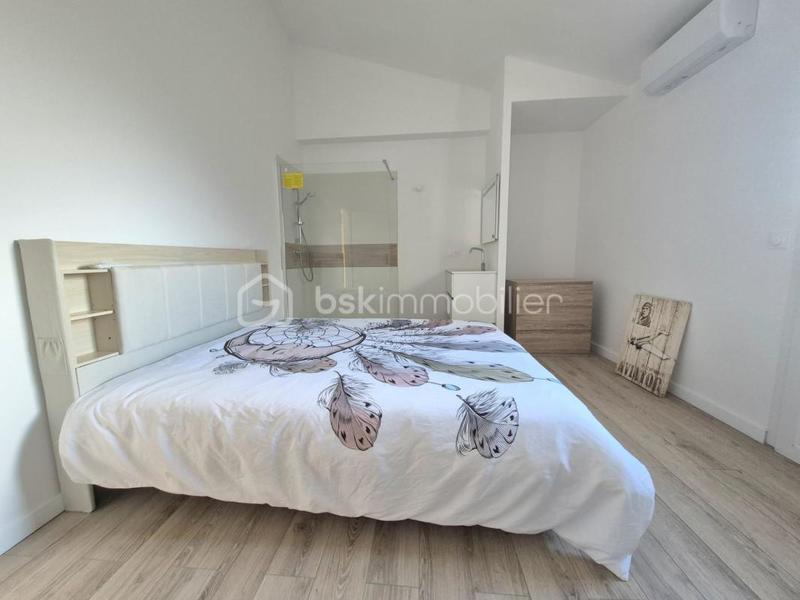 Maison - 253 m² - 10 pièces