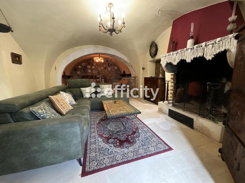 Maison - 195 m² - 10 pièces