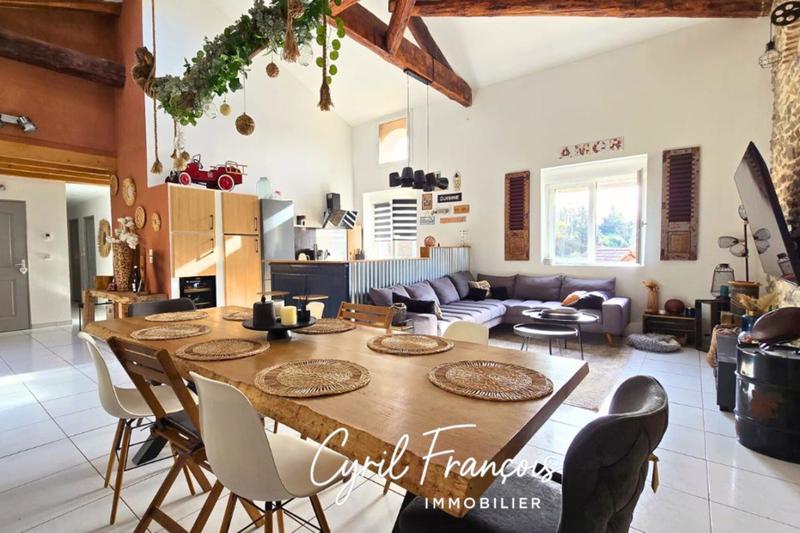 Maison ancienne - 146 m² - 6 pièces