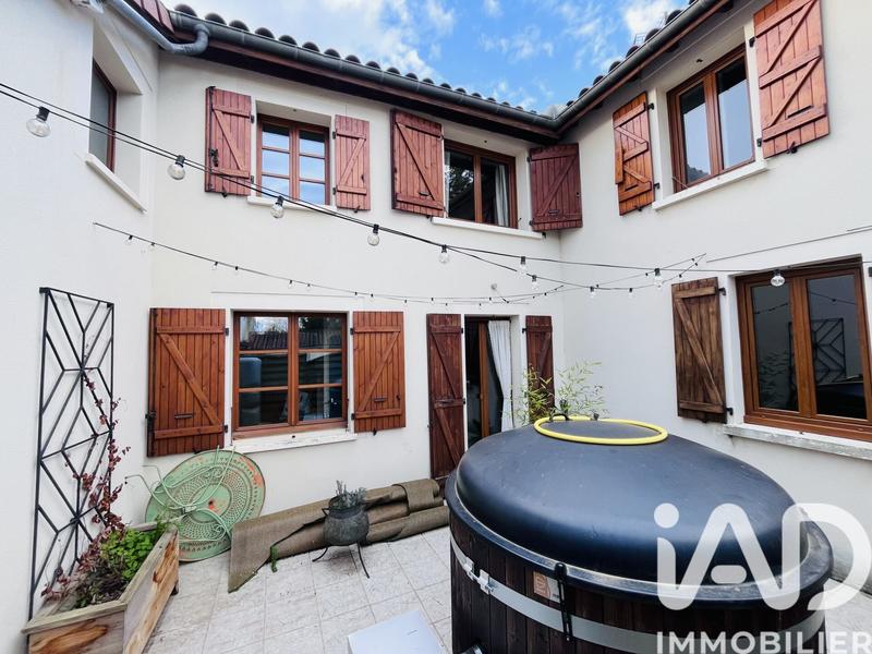 Maison de village - 146 m² - 5 pièces