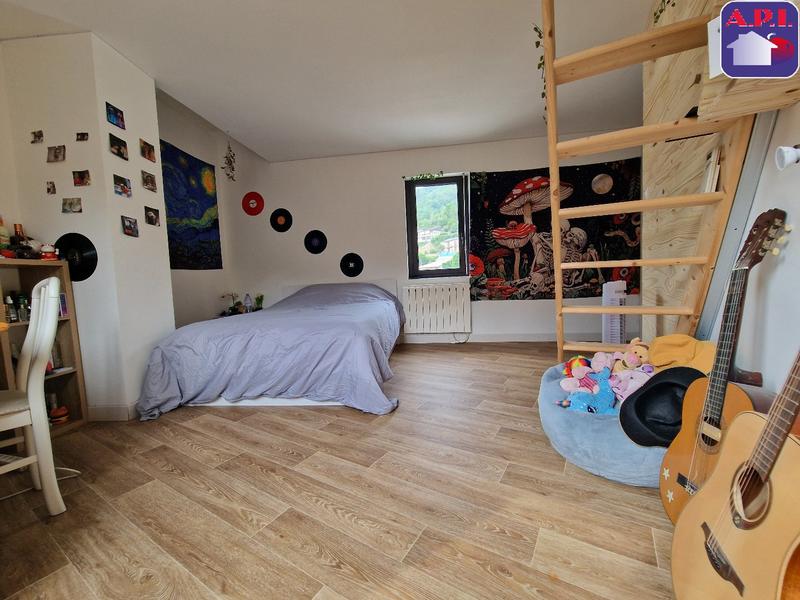 Maison - 91 m² - 4 pièces