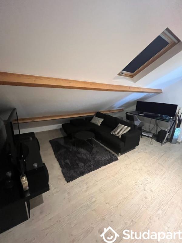 Chambre - 12 m² - 1 pièce