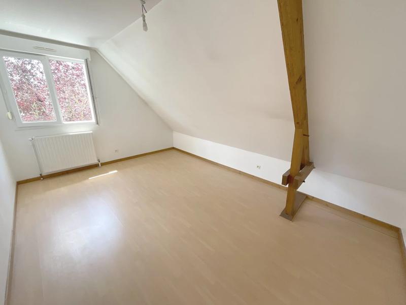 Maison - 101 m² - 6 pièces