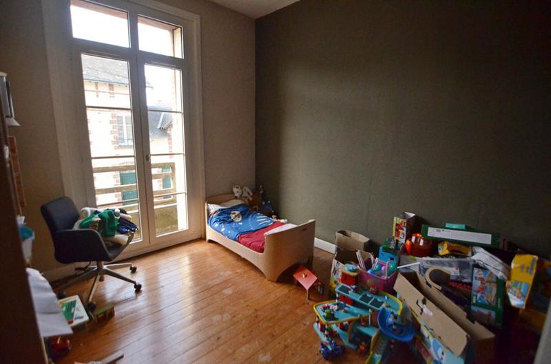 Maison - 95 m² - 5 pièces