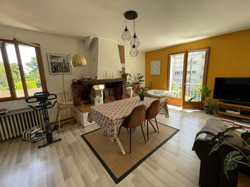 Appartement - 81 m² - 3 pièces