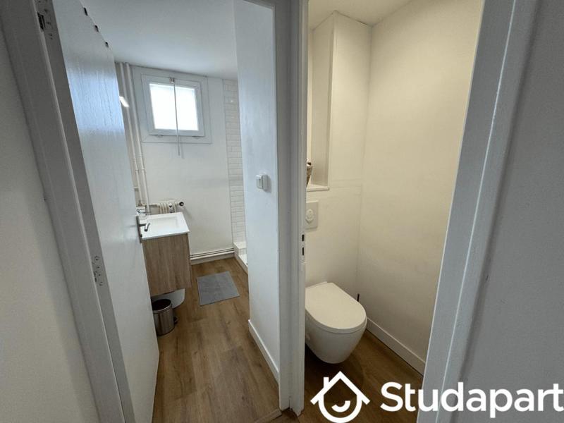 Chambre - 11 m² - 1 pièce