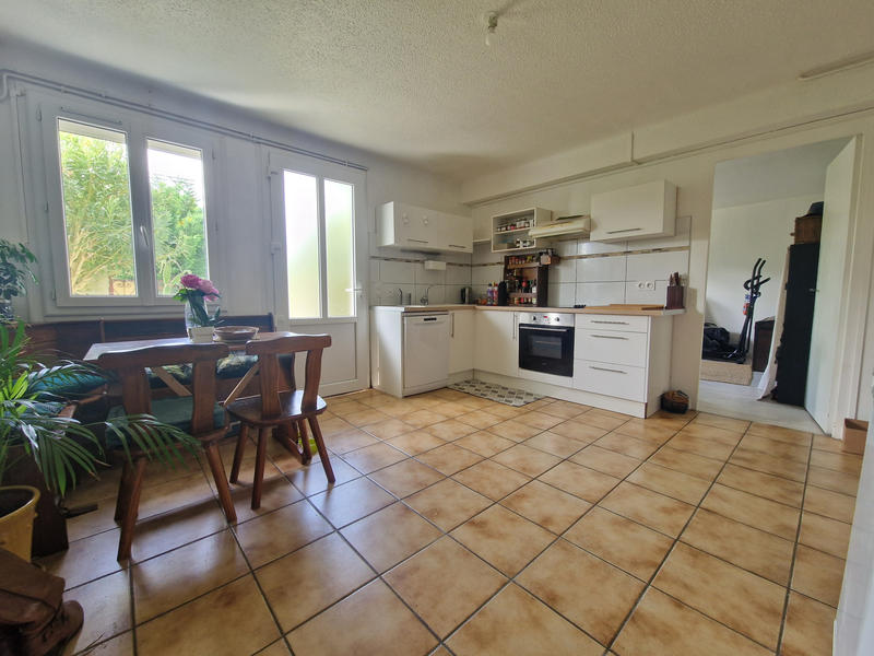 Maison - 204 m² - 7 pièces