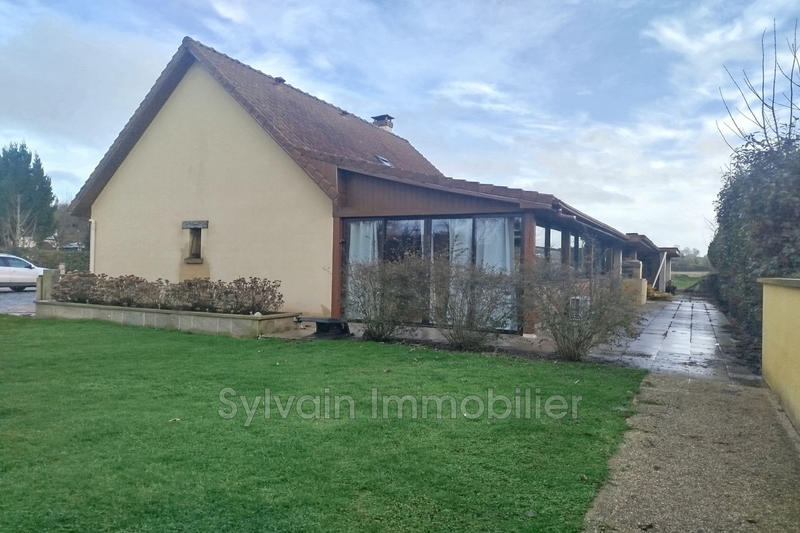 Maison - 138 m² - 7 pièces