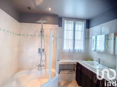 Maison - 150 m² - 7 pièces