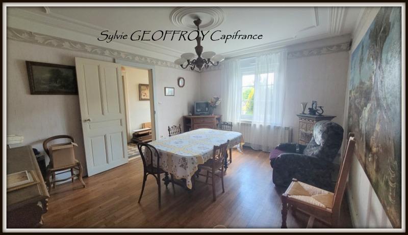 Maison - 191 m² - 7 pièces