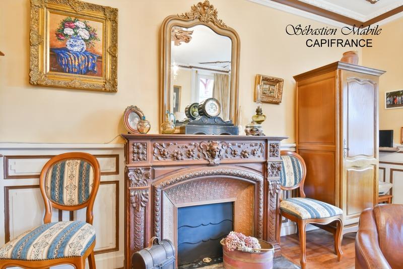 Maison bourgeoise - 264 m² - 10 pièces