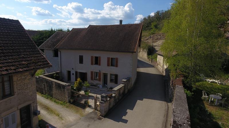 Maison - 142 m² - 5 pièces