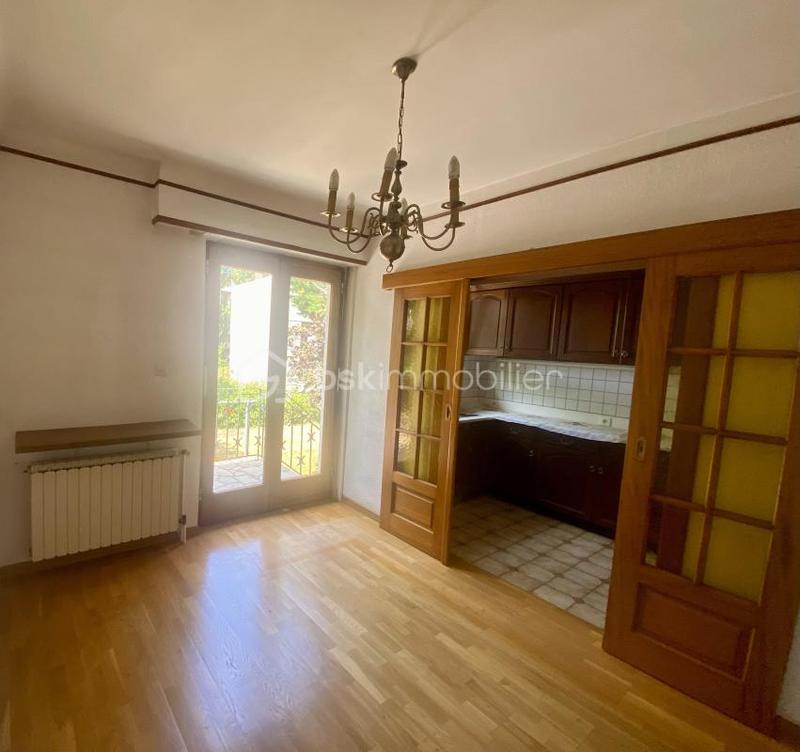 Pavillon - 110 m² - 5 pièces