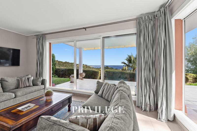 Appartement - 104 m² - 4 pièces