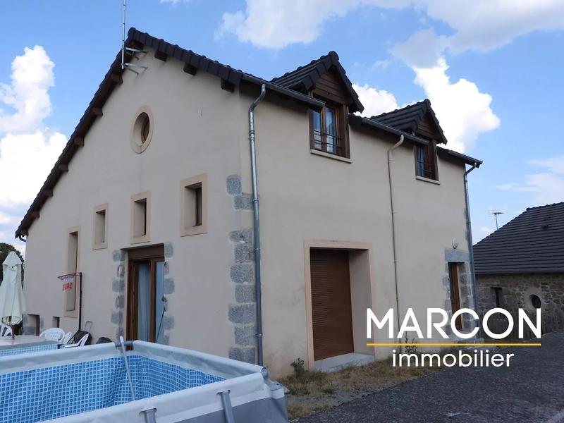 Maison - 94 m² - 5 pièces