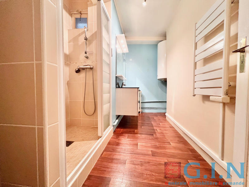 Appartement - 86 m² - 4 pièces