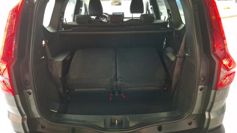 Dacia Jogger 5 Places Extreme+ Hybrid 140 -24