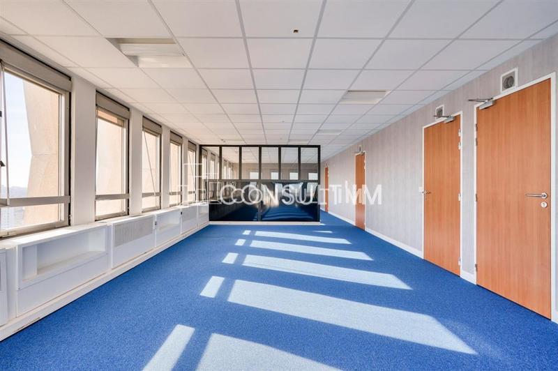 Bureau - 405 m²