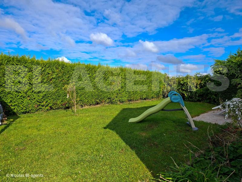 Pavillon - 110 m² - 6 pièces