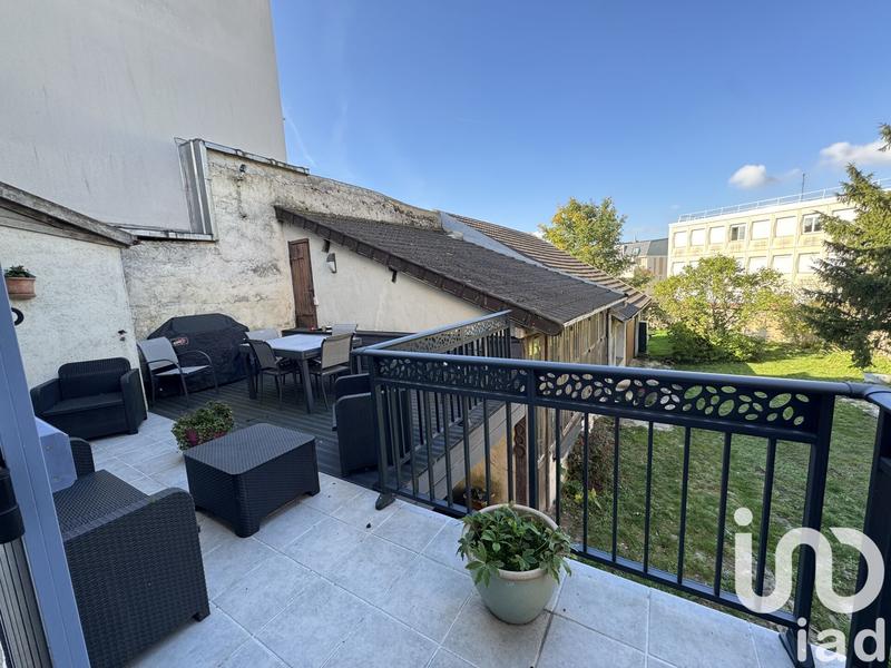 Maison - 179 m² - 8 pièces