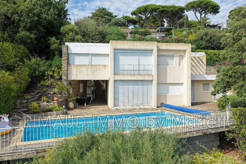 Maison - 187 m² - 10 pièces